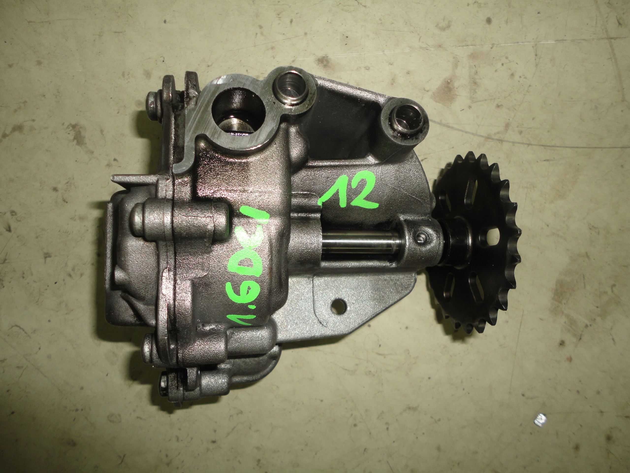 150109063R - МАСЛЯНЫЙ НАСОС RENAULT FIAT OPEL NISSAN 1.6 DCI