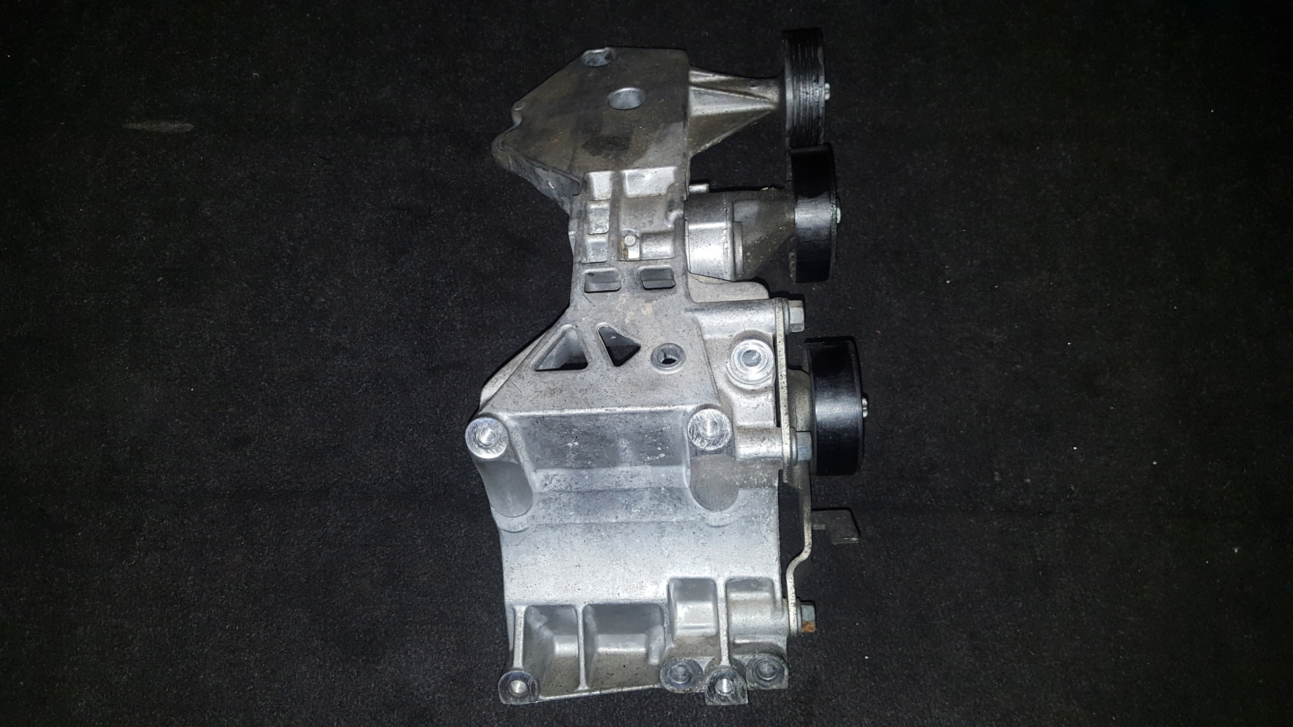 MERCEDES W169 CDI генератора A6402021040