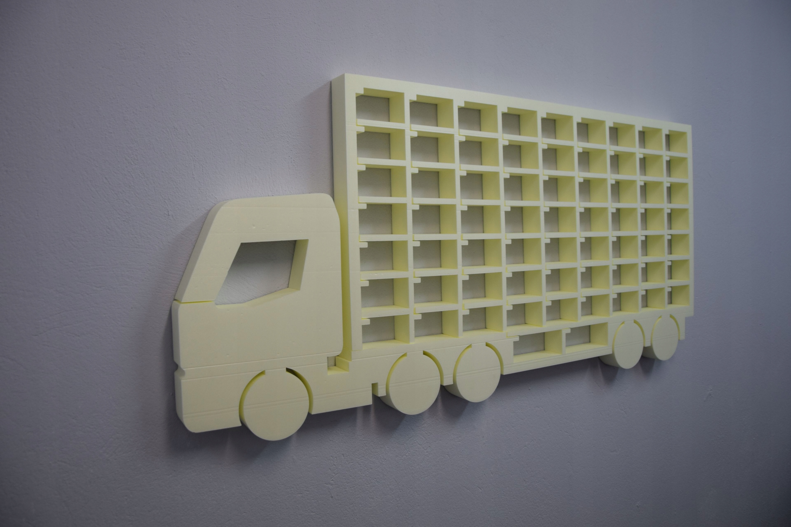 Półka na resoraki CIĘŻARÓWKA na samochody TIR hit Kolekcja styrodur