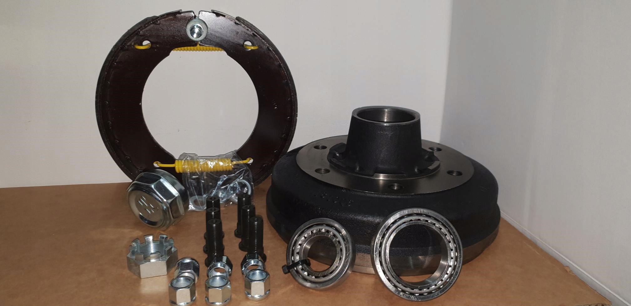 Комплект ступиц 300x60 прицеп Pronar / ADR / ATW