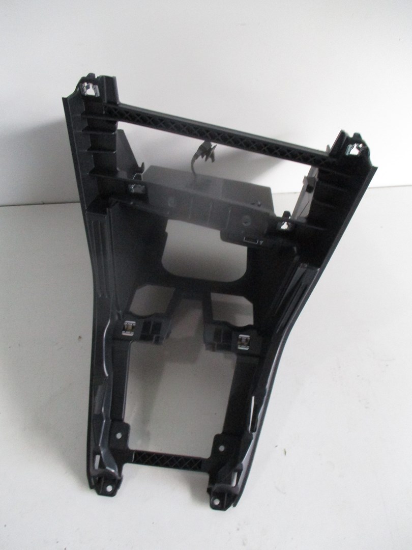 Центральный туннель VW T-ROC 2GA 17r