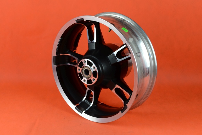HARLEY ELECTRA ROAD KING заднее колесо 16X5 колеса 09-16