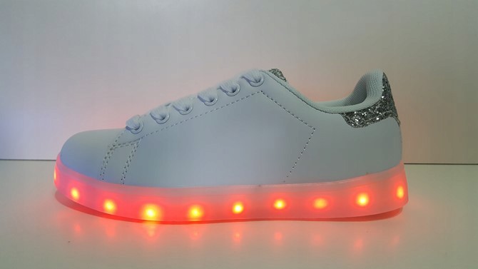 BUTY LED ŚWIECĄCE PODSWIETLANE SHUFFLE DANCE SIL37 Wysokość niskie