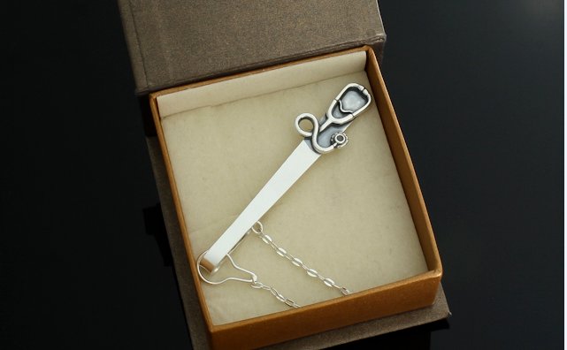 Srebrna spinka do krawata krawat stetoskop lekarz Długość 57 mm