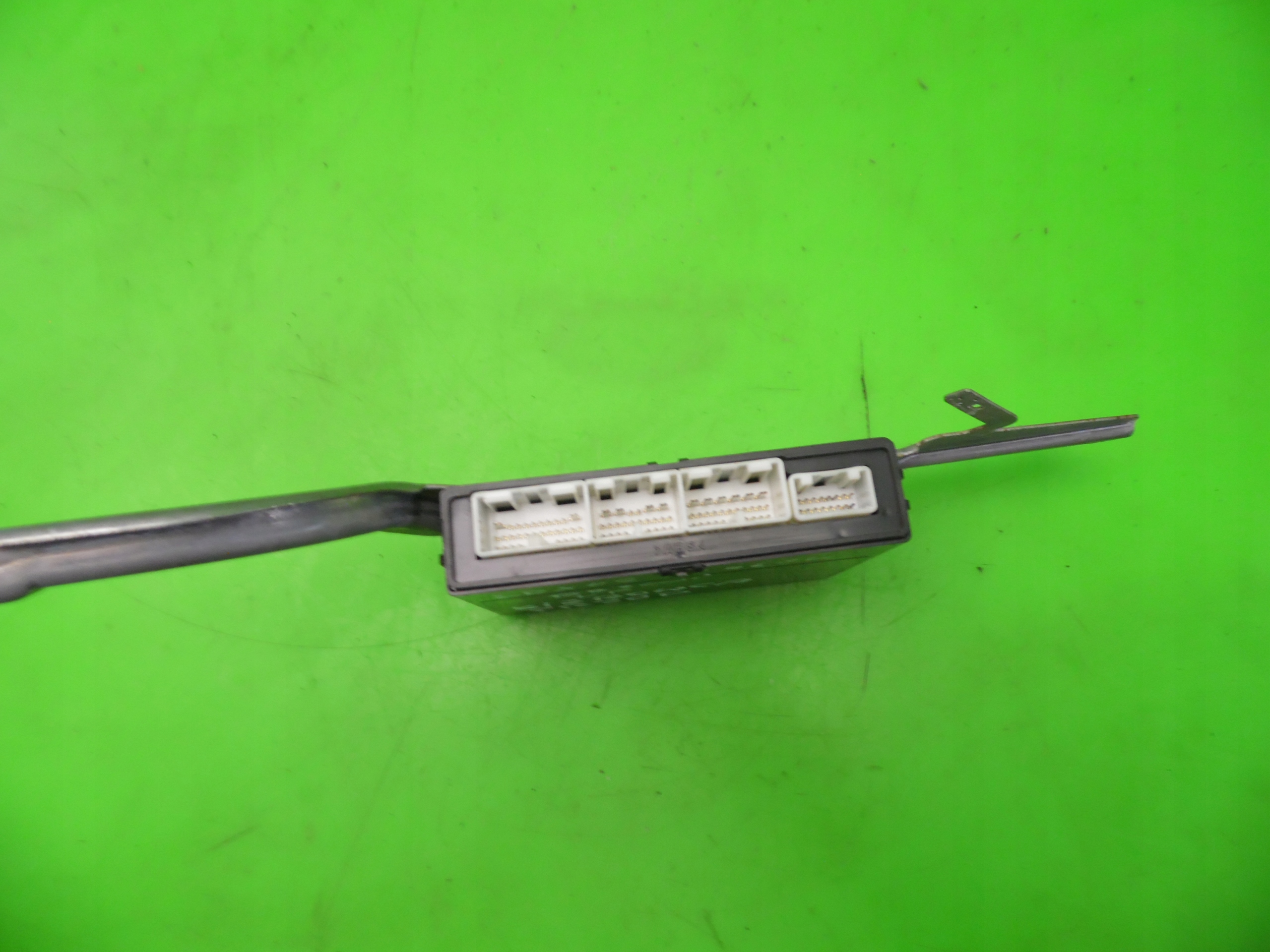 МОДУЛЬ ПЕРЕДНЕЙ ЛЕВОЙ ДВЕРИ 89222-50370 LEXUS LS LS460L