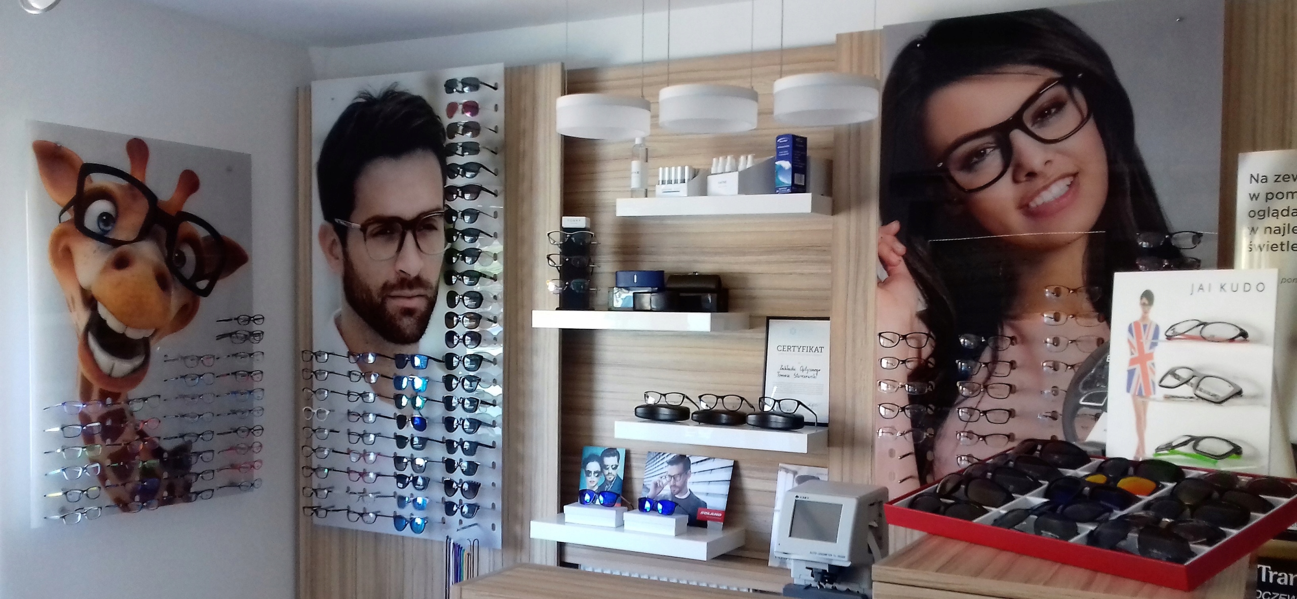 Guess GU 6927 52Q OKULARY PRZECIWSŁONECZNE UV400 Materiał oprawki plastik