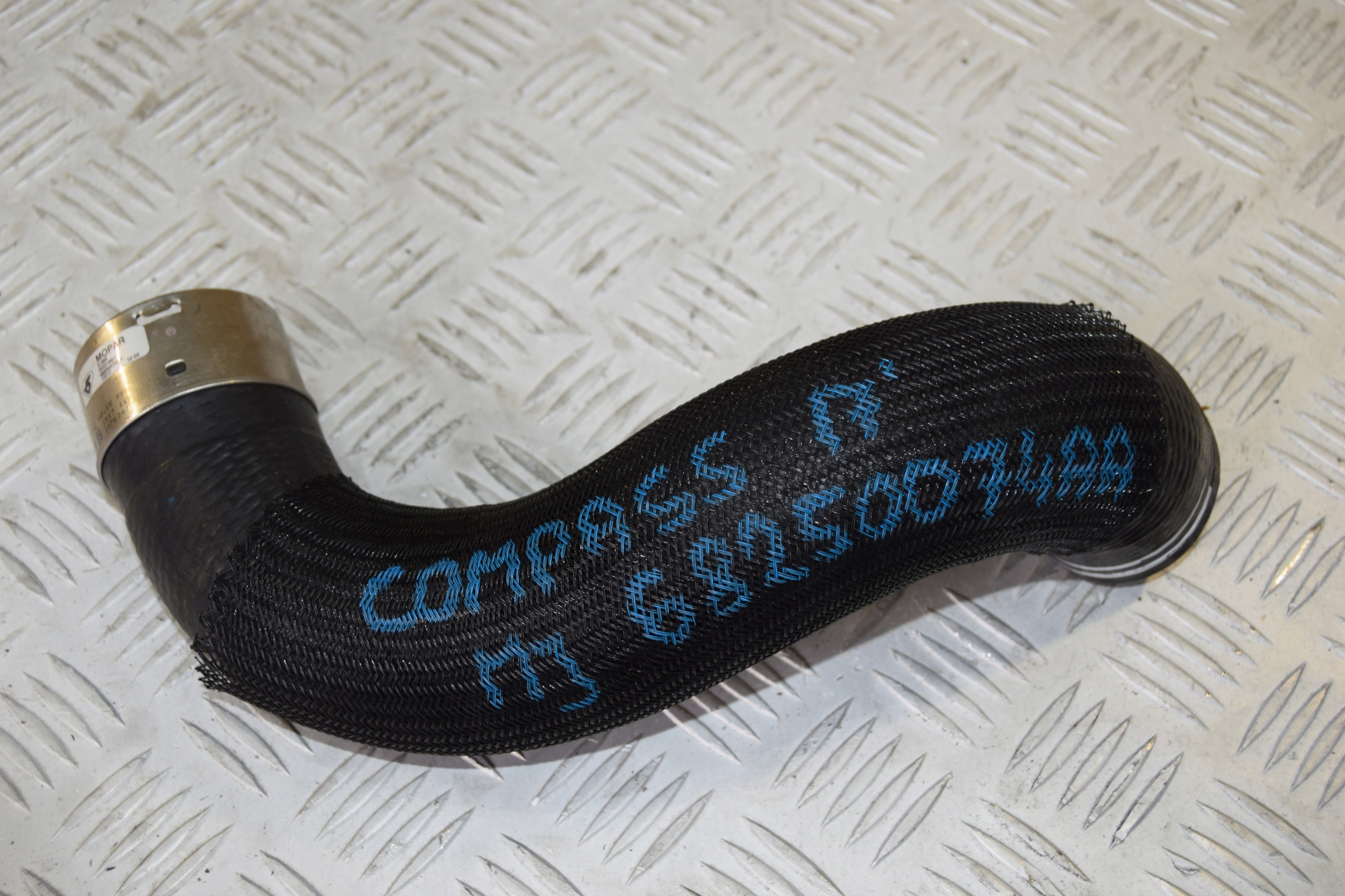 WĄŻ PRZEWÓD INTERCOOLERA COMPASS 2018 68250074AA