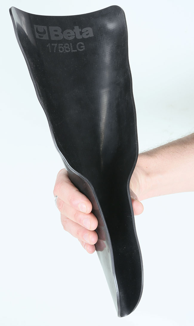 ГИБКИЙ ДРЕНАЖНЫЙ ЖЕЛОБ ДЛЯ БЕТА-ЖИДКОСТЕЙ 1758LG