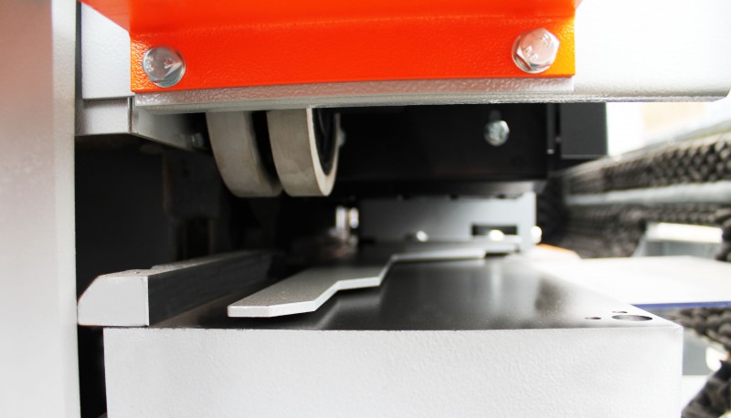 STRUGARKA CZTEROSTRONNA LISTWIARKA Z GŁOWICAMI Rodzaj inna