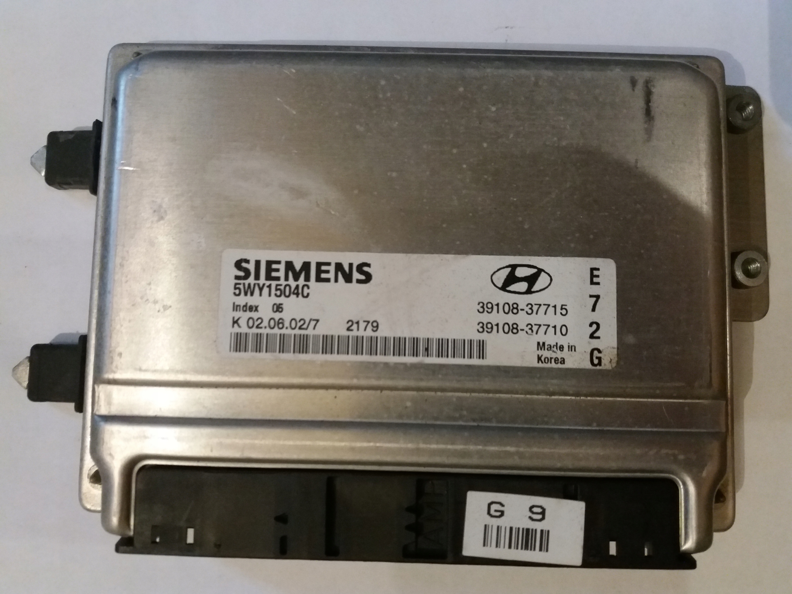 Блок управления двигателя hyundai. Блок управления двигателем Siemens. 220695376301300 Блок управления двигателем. ЭБУ ДВС Hyundai Coupe gk2. Блок управления ДВС.