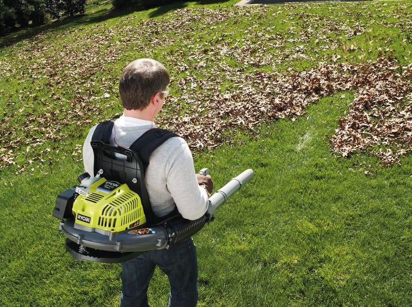 DMUCHAWA SPALINOWA do liści RYOBI RBL42BP 42cm3 Prędkość przepływu powietrza 1 km/h
