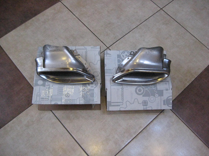 A2464900327 - Наконечник вихлопної труби-MERCEDES W246 LIFT-W176 W117