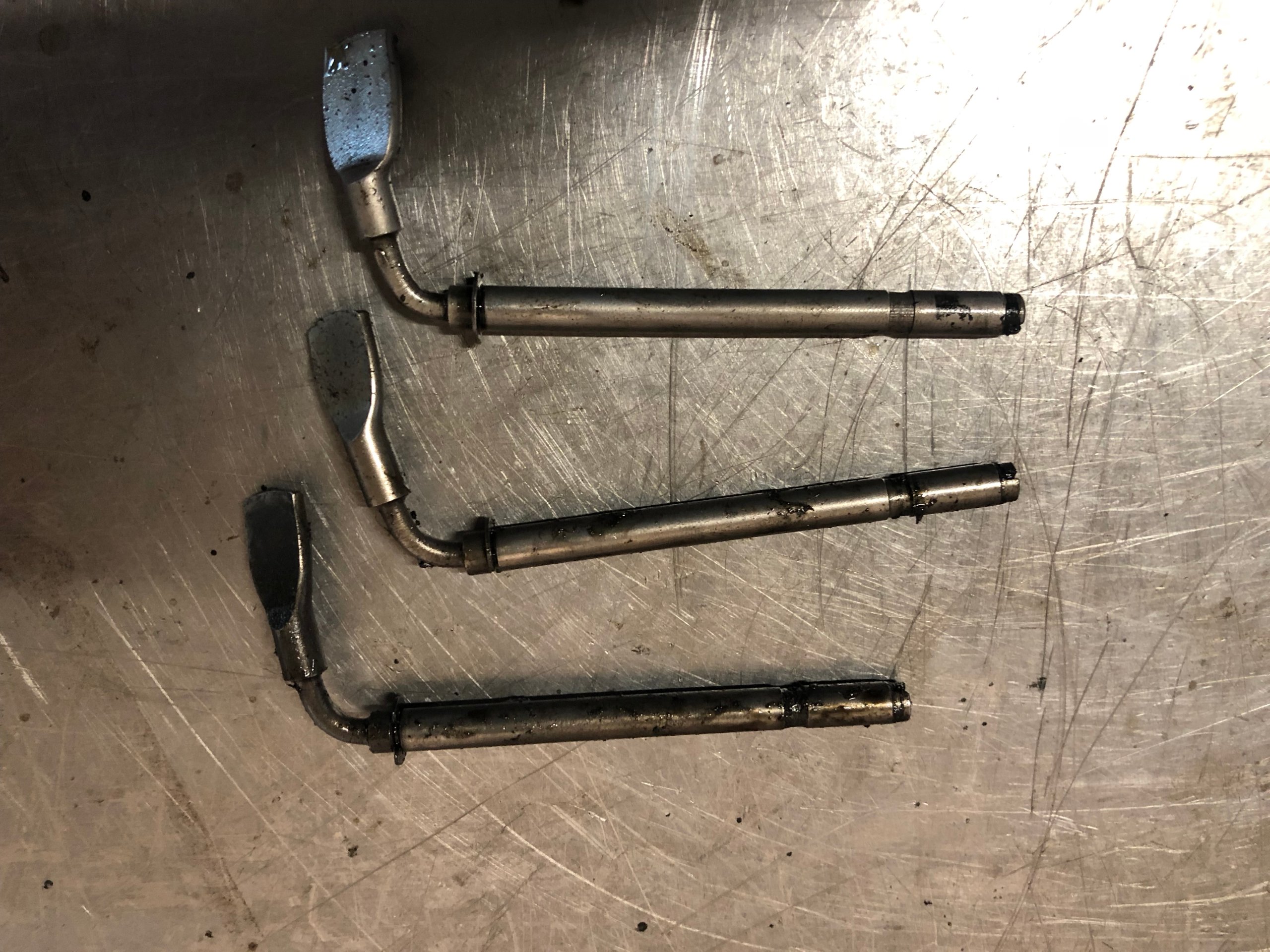 Dzwignia regulatora 12KM Briggs & stratton