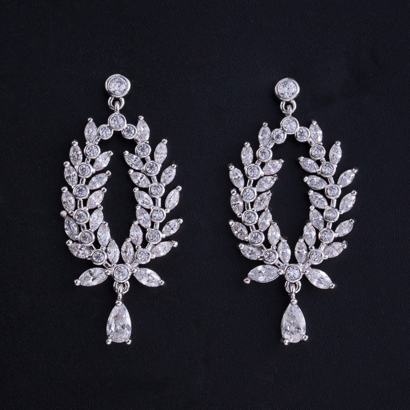 NASSARIUS KOLCZYKI CRYSTAL POZŁACANE SWAROVSKI Marka Inna marka