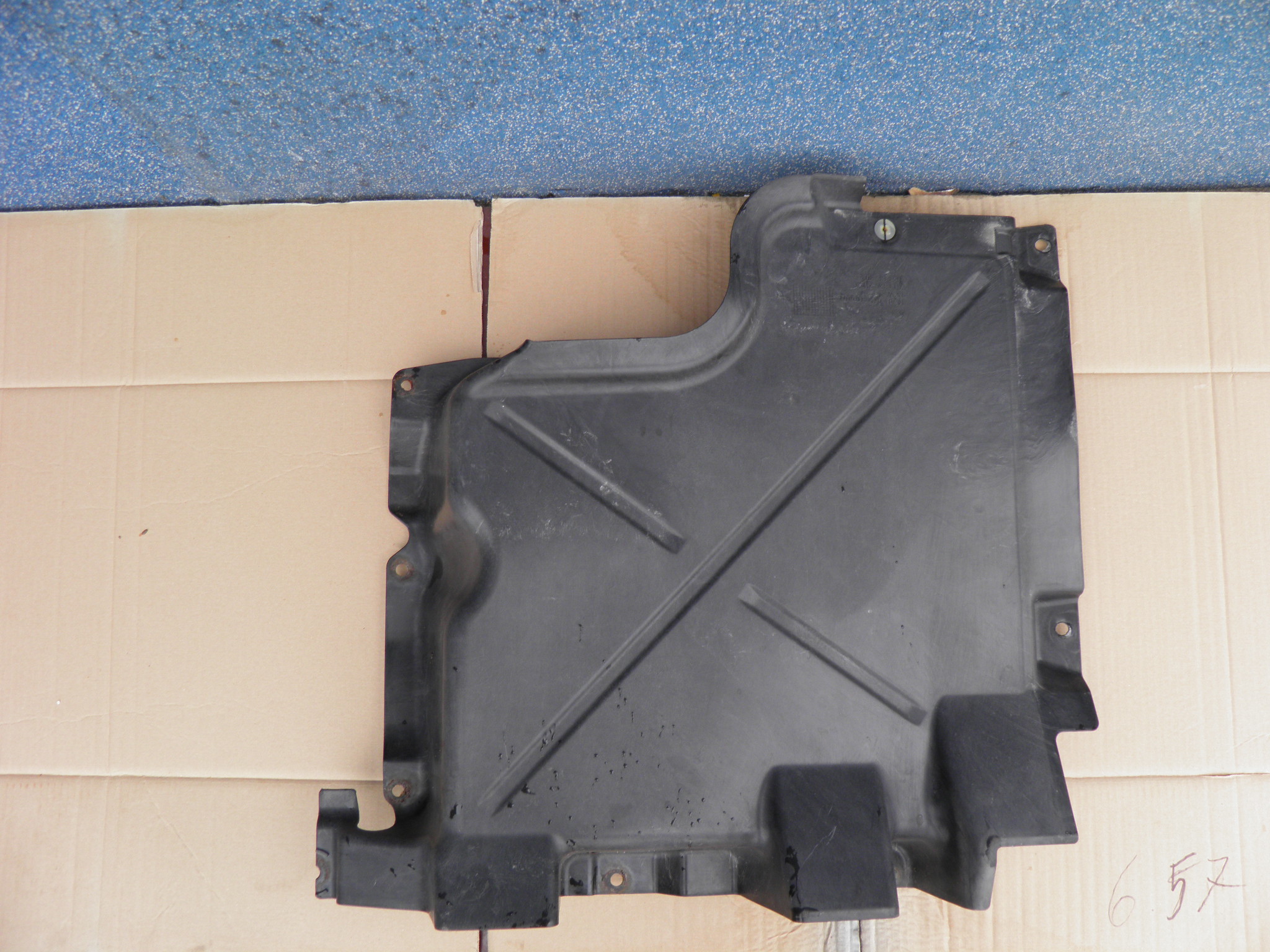T5 TRANSPORTER LONG cover rear below KAROSERIE