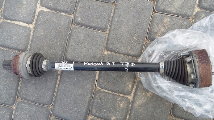 VW PASSAT B7 ПОЛУОСЬ ЛЕВА ЗАД. TYLNAk0501203d