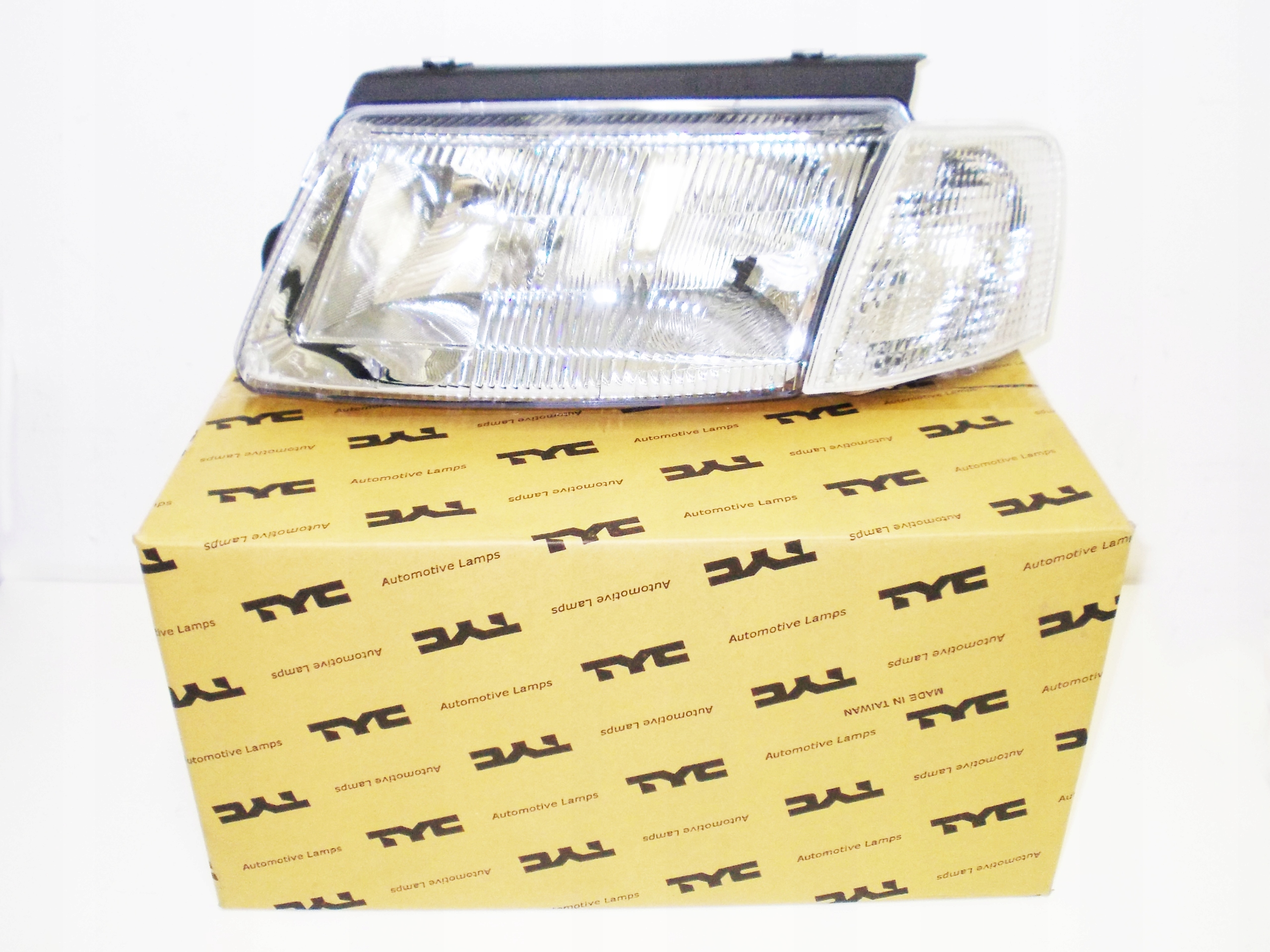 REFLEKTORY + MIG. LAMPY H4+H7 PASSAT B5 96-00 TYC Numer katalogowy części 20-1143-05-2