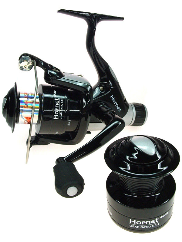 KOŁOWROTEK MISTRALL HORNET RD30 + SZPULA Rozmiar 3000