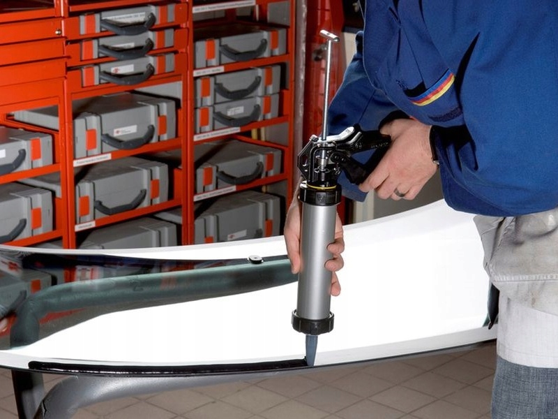 FORCH Klej DO SZYB, LISTEW, SPOILERÓW K105 12 szt. Producent części Inny