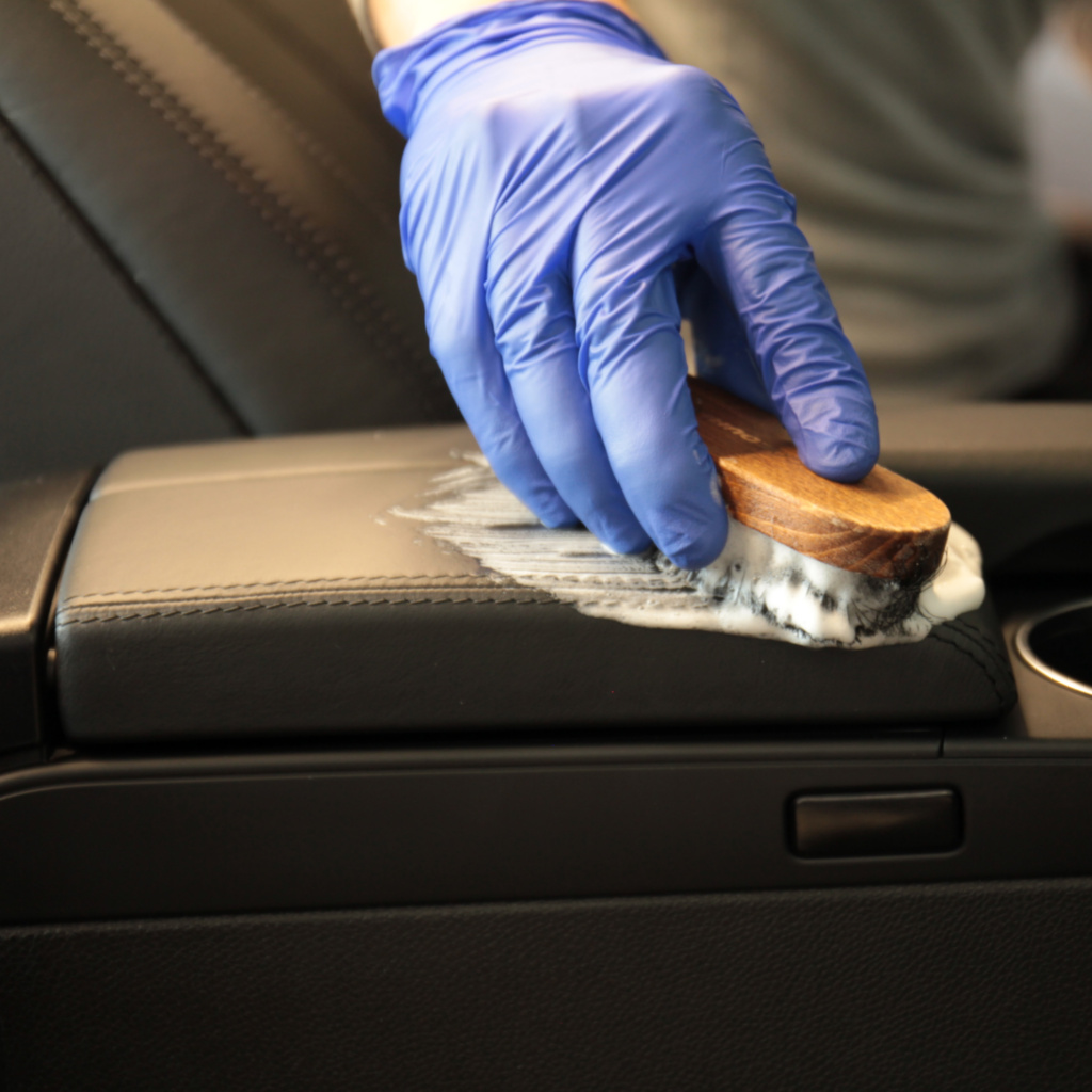 Strong Cleaner środek czyszczący do skóry 500 ml Rodzaj czyszczenie skóry