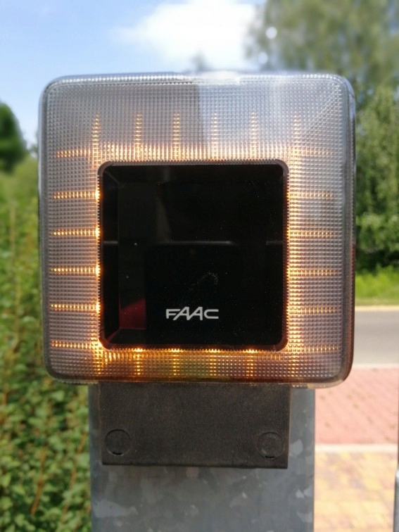 Led výstražná lampa Faac Xled 24V 230V