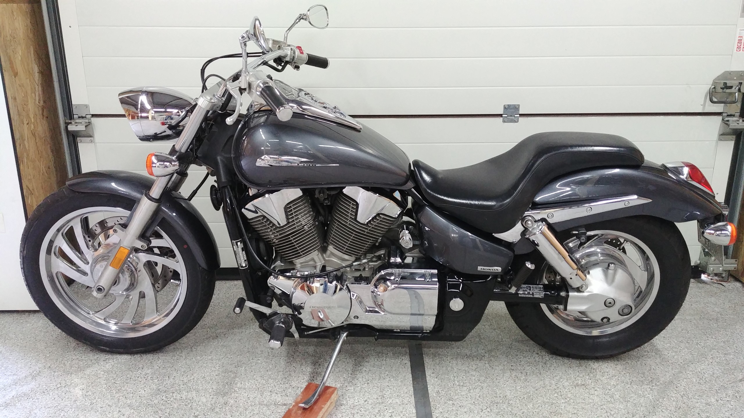 Honda vtx 1300 вес