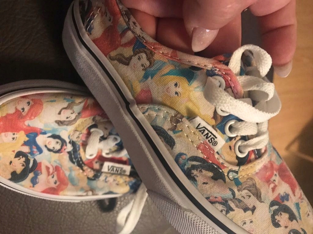 Disney princess clearance vans size 9