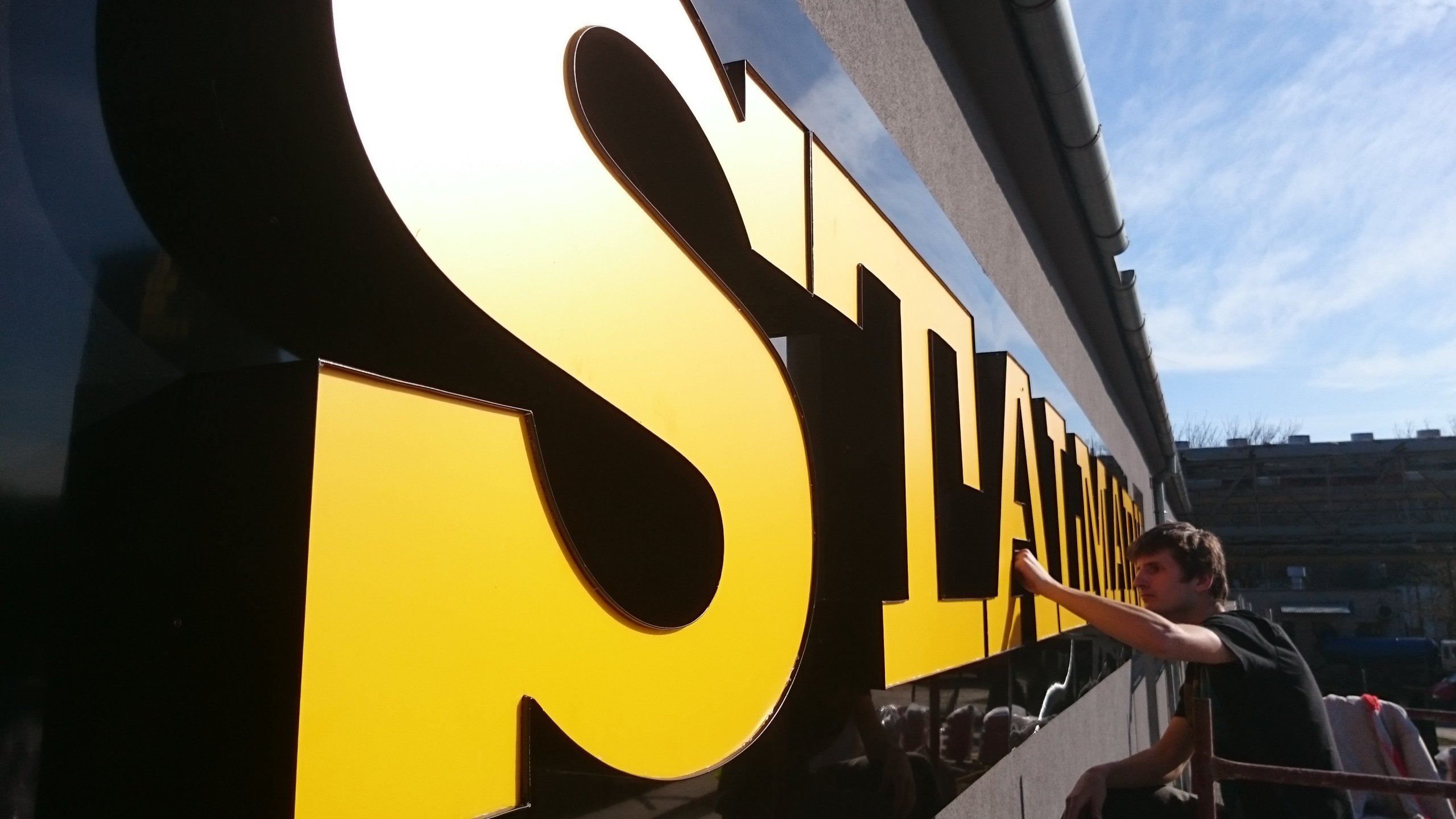 Litery blokowe przestrzenne aluminiowe boki 3D LED - 6943049019