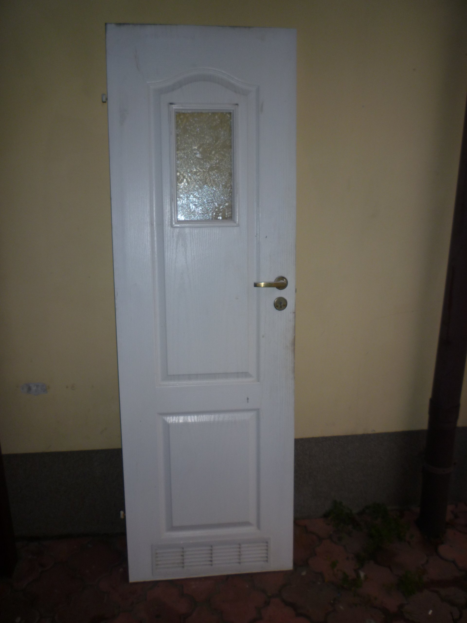 Drzwi Mają Szerokość 90 Cm I Wysokość 2 M Drzwi łazienkowe uzywane stan b/d "60" - 7083015697 - oficjalne