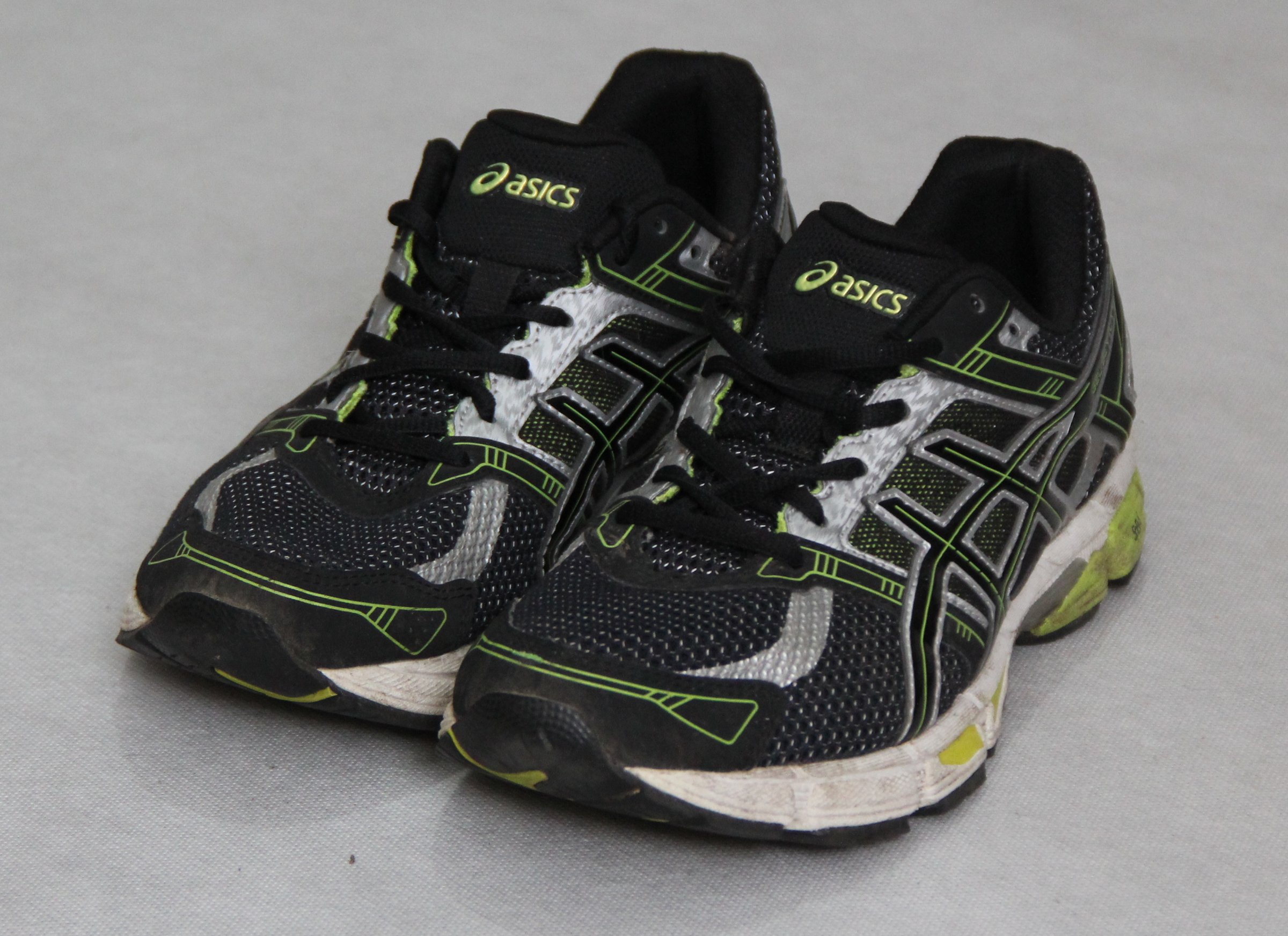 asics senrun asics senrun