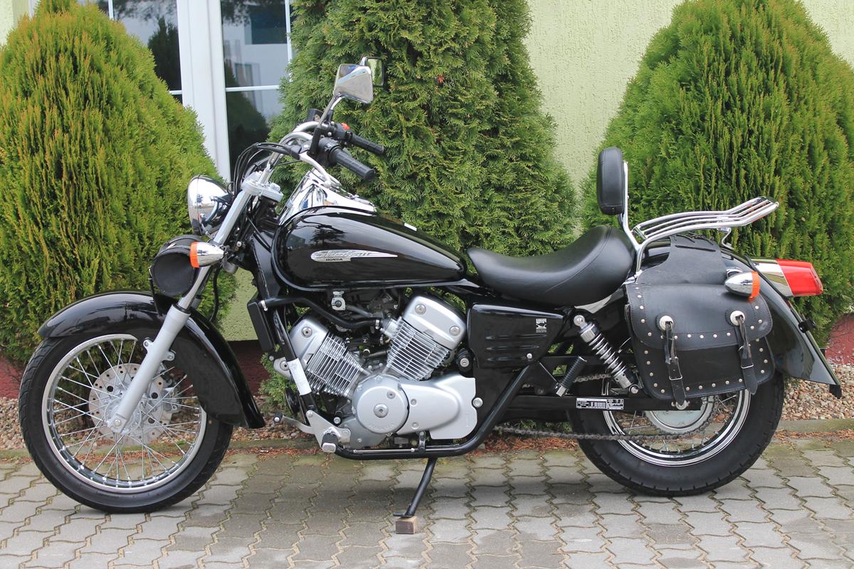 Мотоцикл honda shadow 125