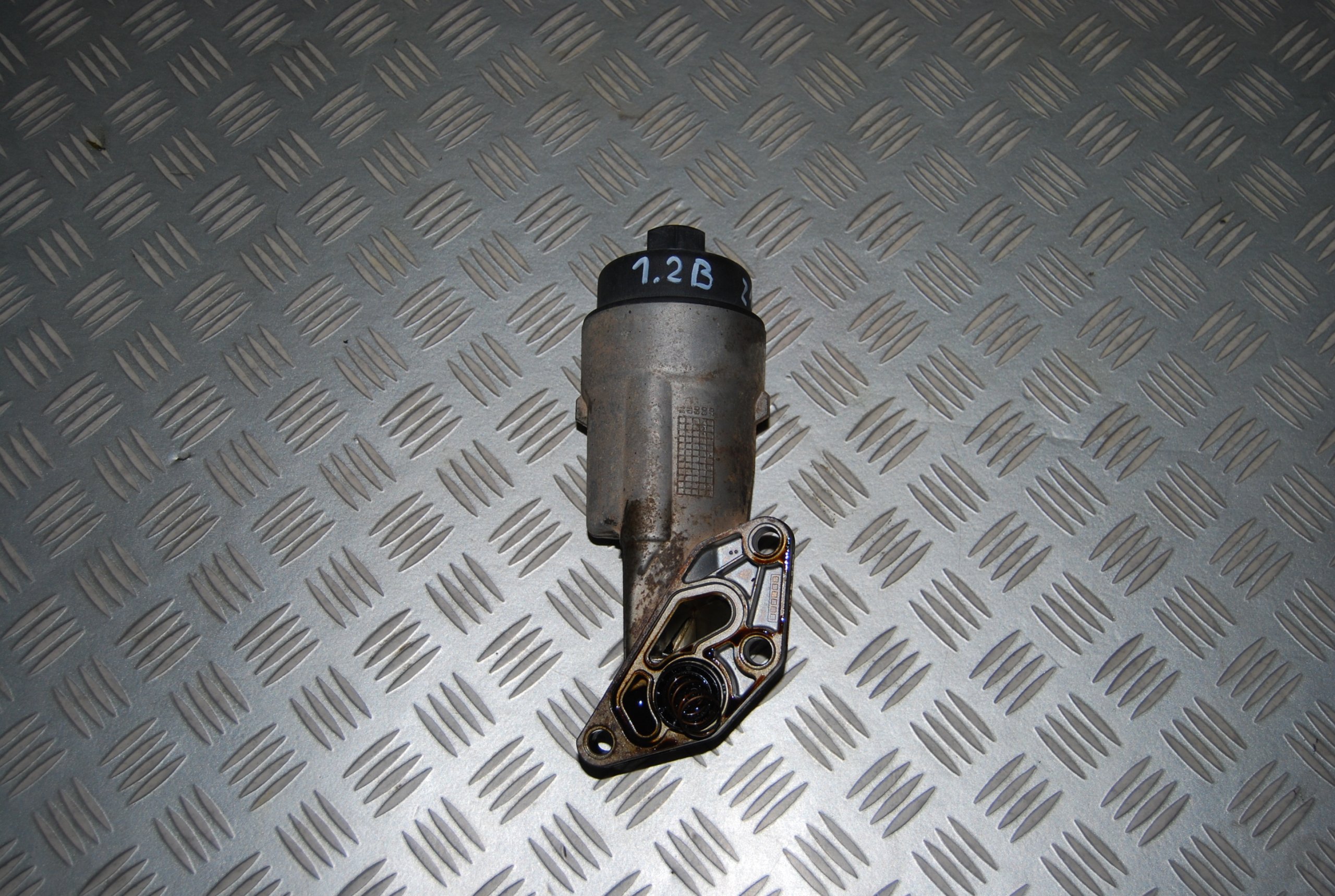 PODSTAWA FILTRA OLEJU OPEL CORSA D 1.2 B Z12XEP