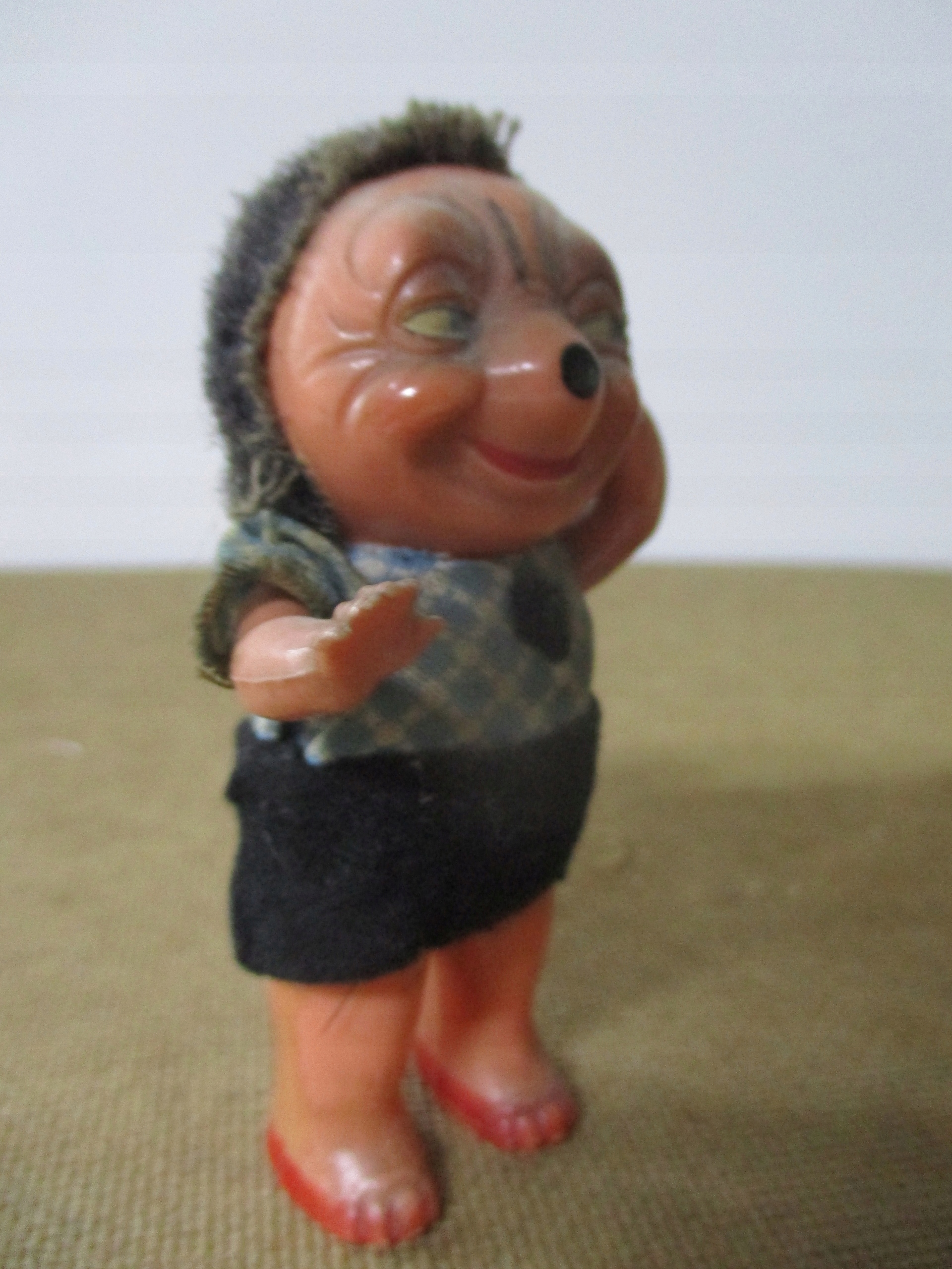 Stara Figurka Zabawka Jeż Jeżyk Stara Figurka Zabawka Jeż Jeżyk