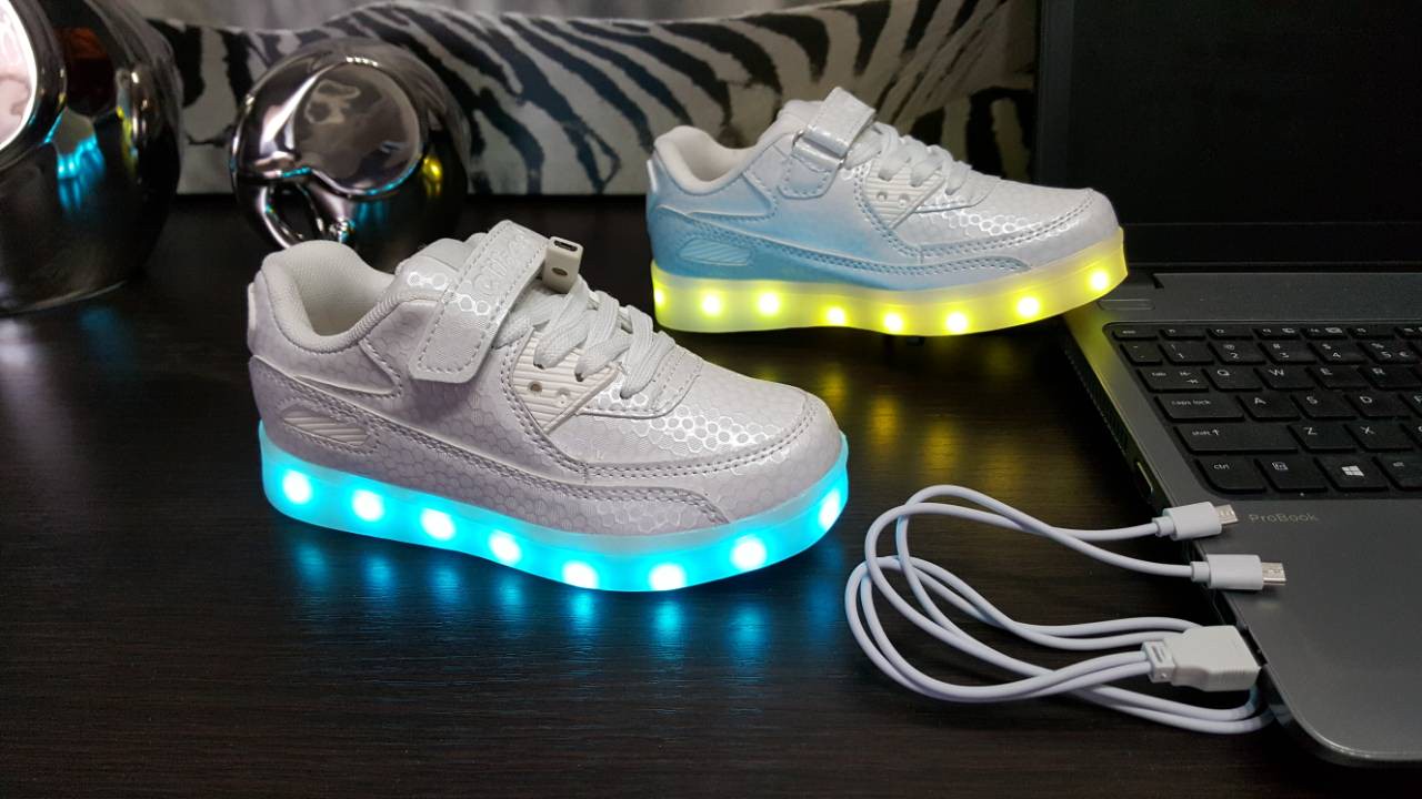 Buty Do Shuffle Dance Dla Dzieci DZIECIĘCE BUTY LED ŚWIECĄCE SHUFFLE DANCE `18 R34 - 7251967315