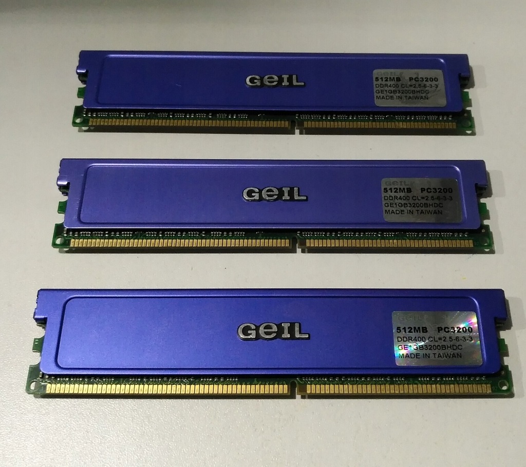 Geil PC 3200 512Mb