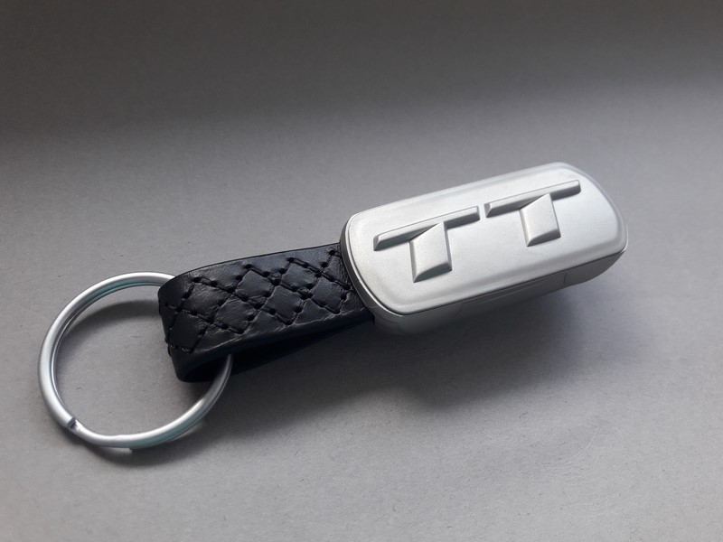 Brelok AUDI TT Oryginał Nowy GRATIS RS 8K0 A4 Q7
