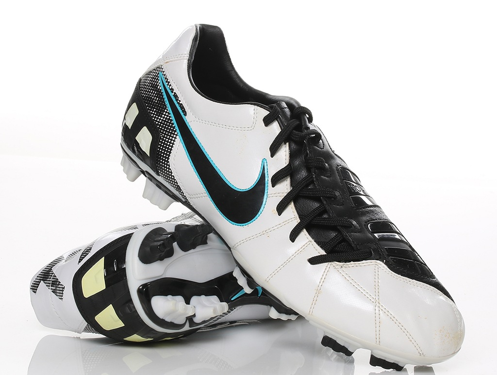 Buty, korki Nike Total90 385402-104 r.45,5***