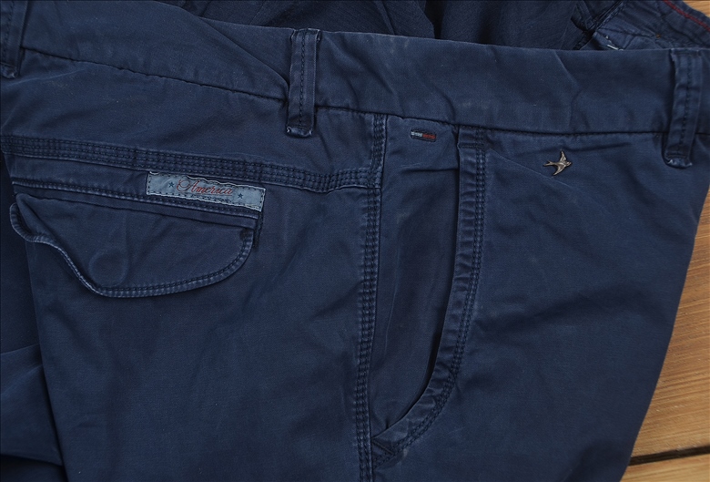 TOMMY HILFIGER DENIM __ Chinos _ 36/32 __ Pas 98cm