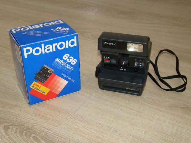 Ładny aparat Polaroid 636 auto focus pudełko