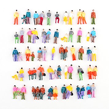 MINI FIGURKI LUDZI PLASTIKOWE 85 SZT 19 MM