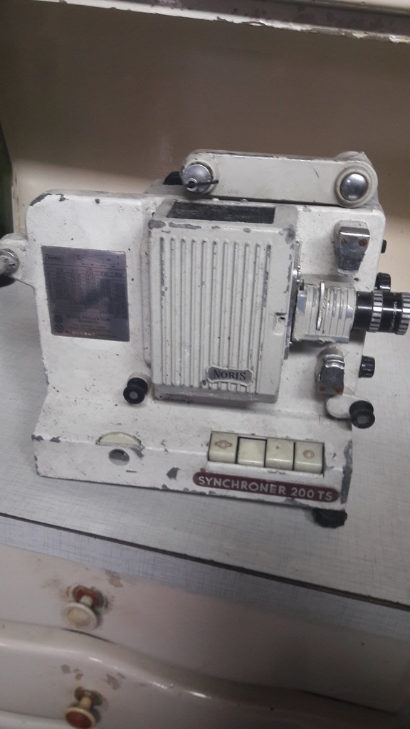 Projektor Noris Synchroner 200 TS