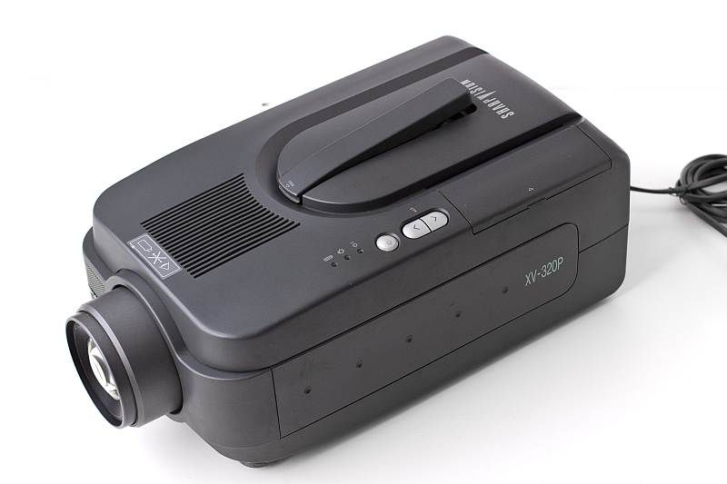 Projektor SHARP XV 320P