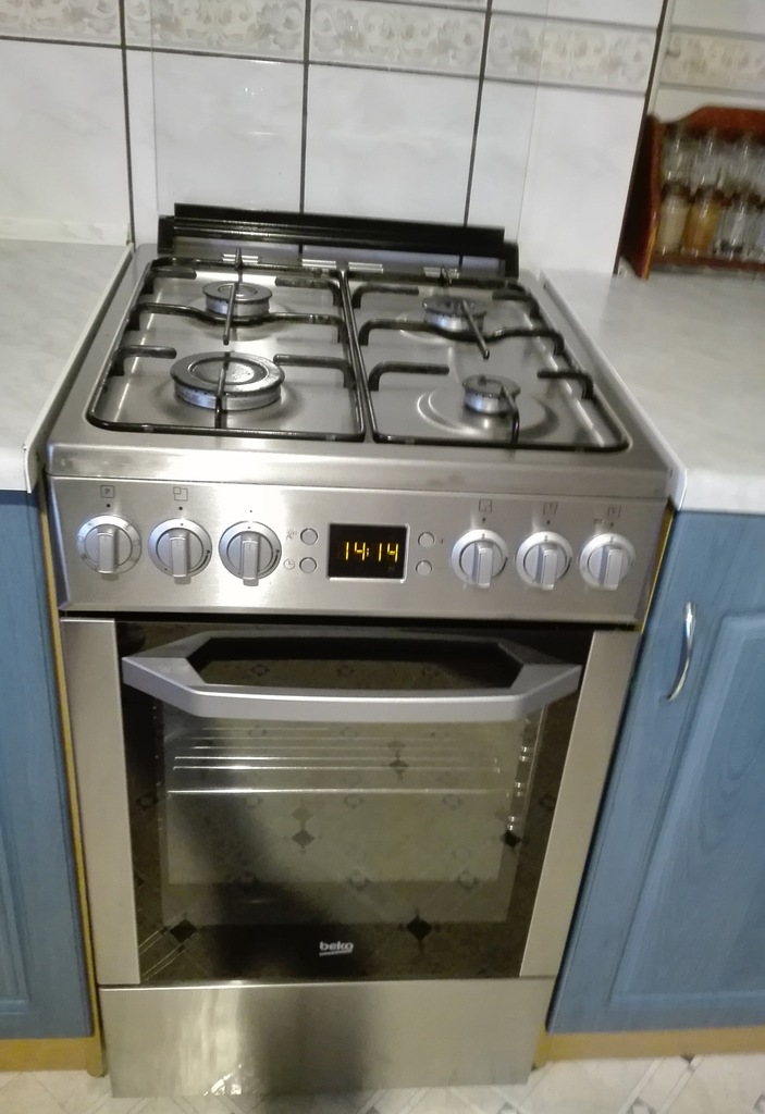 Kuchnia gazowo elektryczna BEKO CSM 52321 DX INOX