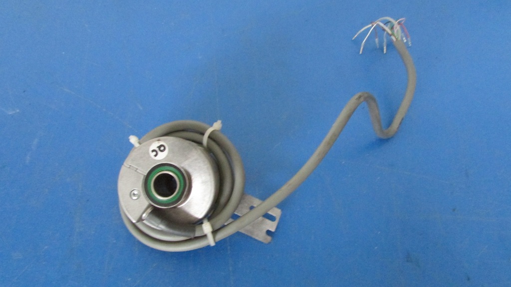 ENKODER BAUMER ITD21H00 1024 T NI S21SG8  F.VAT