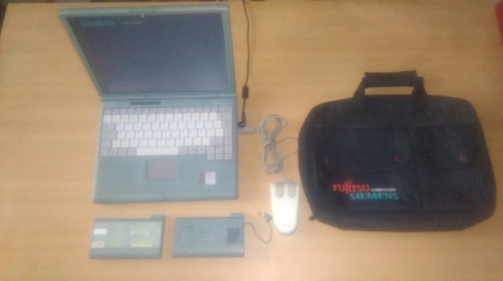 Laptop SIEMENS SCENIC MOBILE 510 AGP IBM zabytek 