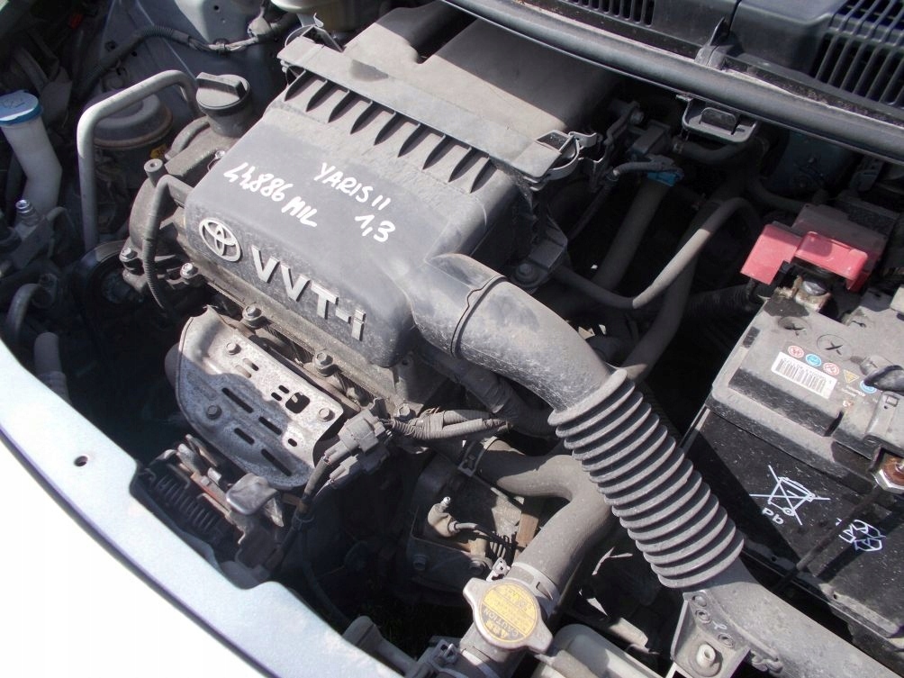 SILNIK TOYOTA YARIS II 1.3 VVTI 06-