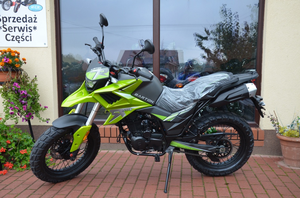 BARTON HYPER 125 BENYCO TEKKEN 125 ENDURO CROSS !!