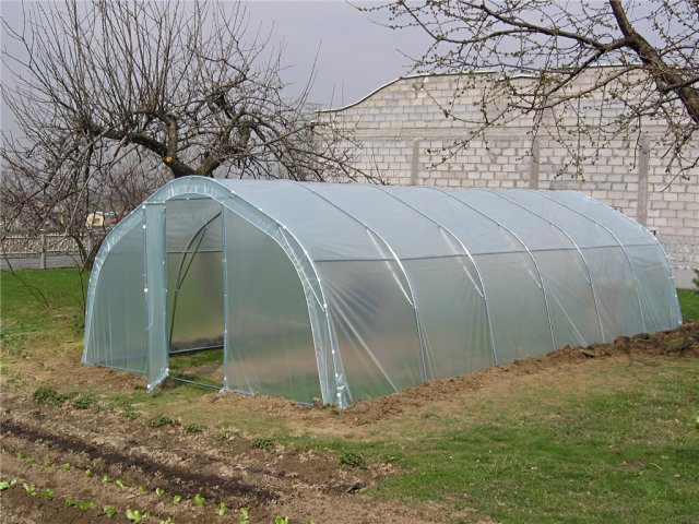 Tunel ogrodowy metalowy 4x12m na warzywa