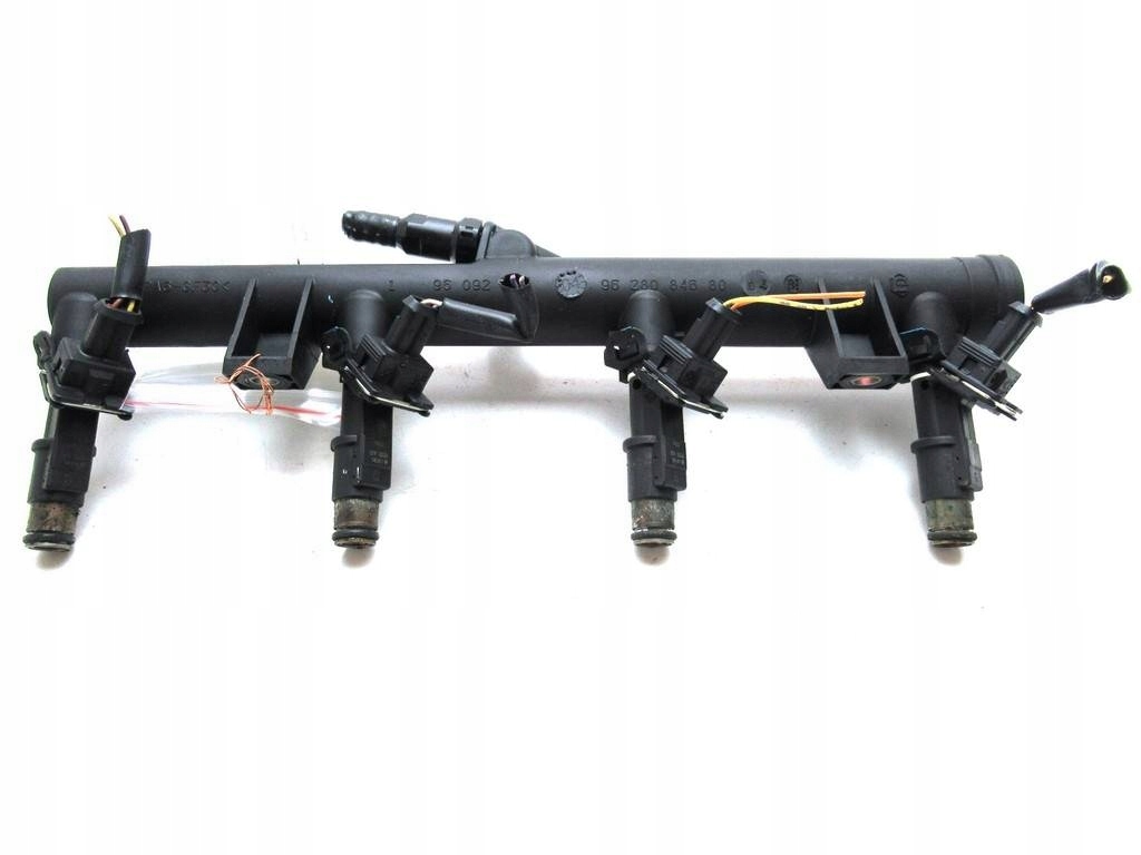 LISTWA WTRYSKOWA WTRYSKI Peugeot 407 2.0B 01F003A