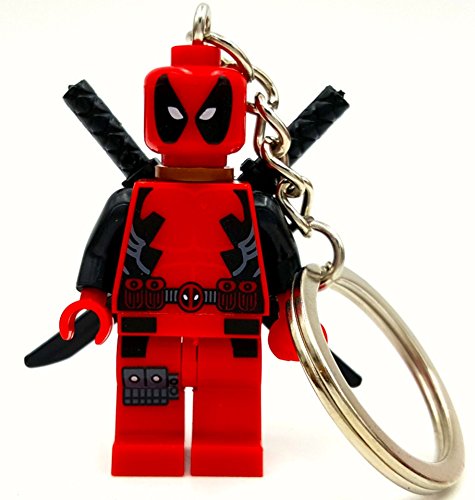 BRELOK DO KLUCZY LEGO DEADPOOL USZKODZONY